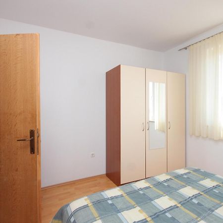 Apartments And Rooms By The Sea Cove Soline, Dugi Otok - 448 Вели Рат Стая снимка
