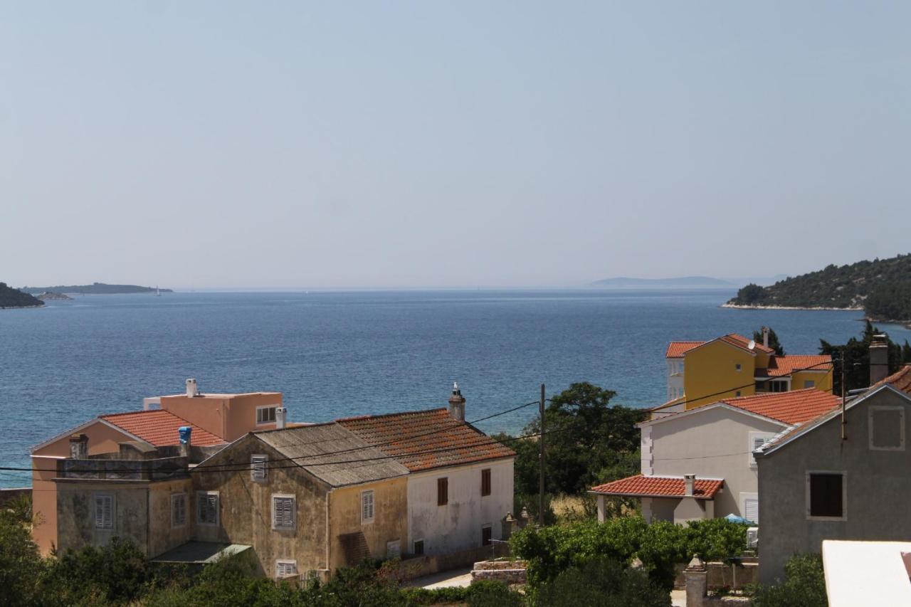 Apartments And Rooms By The Sea Cove Soline, Dugi Otok - 448 Вели Рат Екстериор снимка